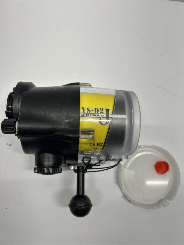 Sea & Sea YS-D2 Underwater TTL Strobe Flash Scuba Diving - Image 2 of 4