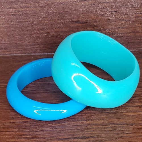 Pair Vtg 1980s Signed Ben Amun Bracelets Blue Lucite Resin Chunky Bangles