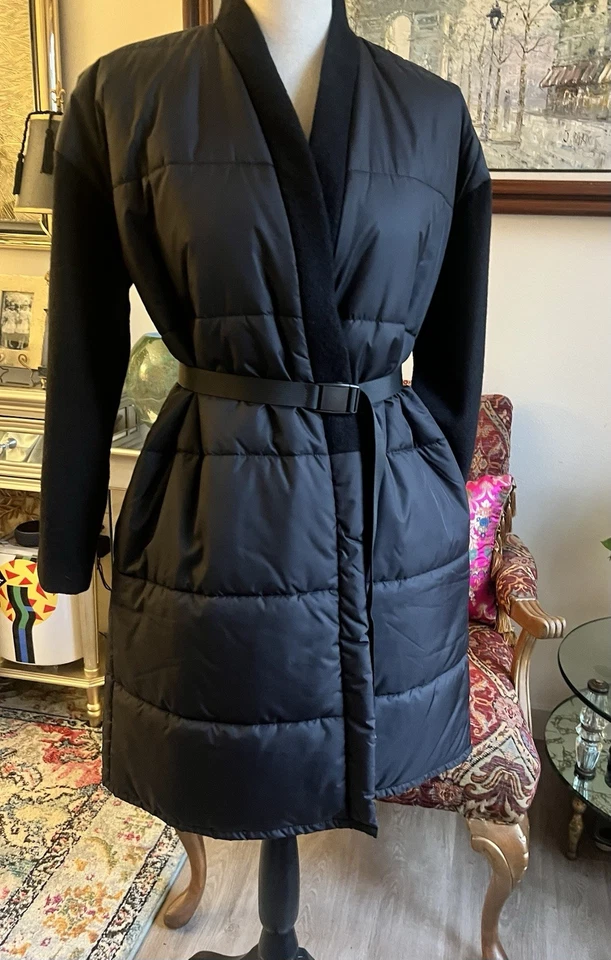 Abrigo acolchado acolchado negro Eileen Fisher mangas de lana hervida bolsillos laterales, pequeño Foto 2 de 4