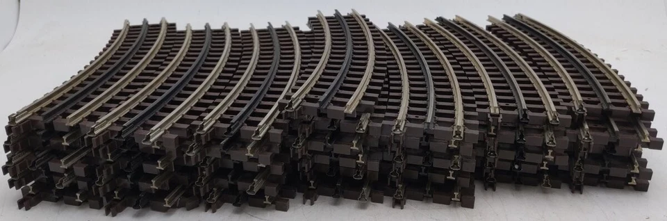 Atlas O Gauge 3-Rail Assorted Curved Track Sections [55] - Image 2 of 4