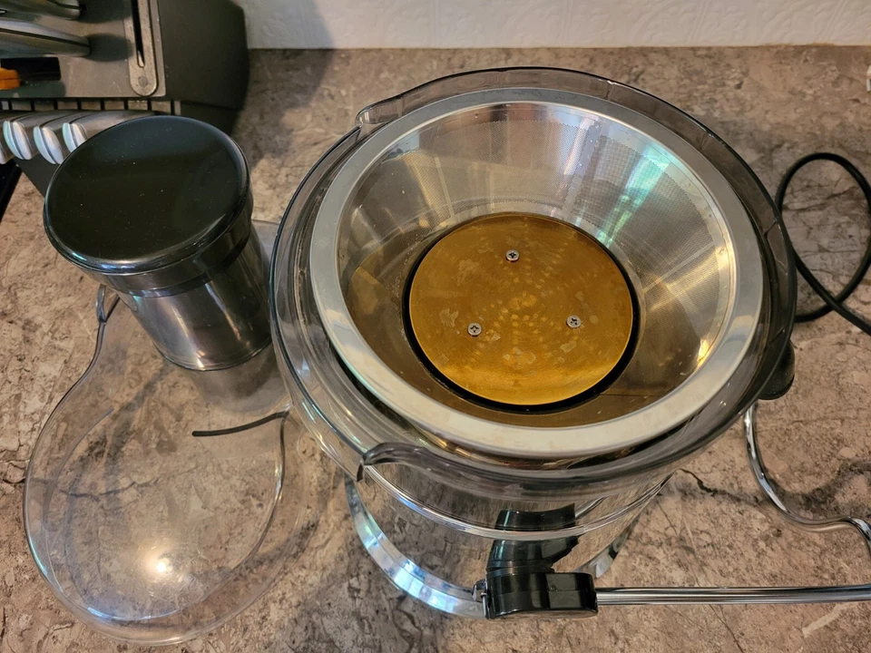 Elechomes Centrifugal Juicer - Image 3 of 4