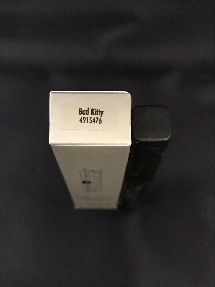 Brillo de labios Sebastian Trucco Divinyls ~ Bad Kitty (negro) - 4915476 Foto 2 de 3