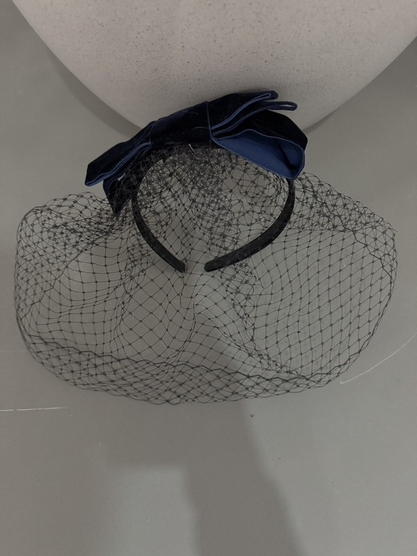 Goorin Brothers Blue Velvet Bow Fascinator Headband Lace Netting Veil Peaky
