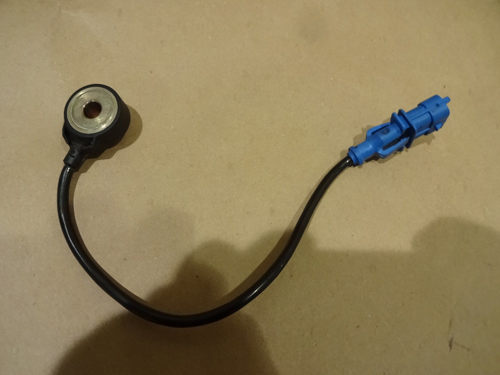 Maserati Quattroporte 4200 -  DETONATION FIRING SENSOR  P/N 187739