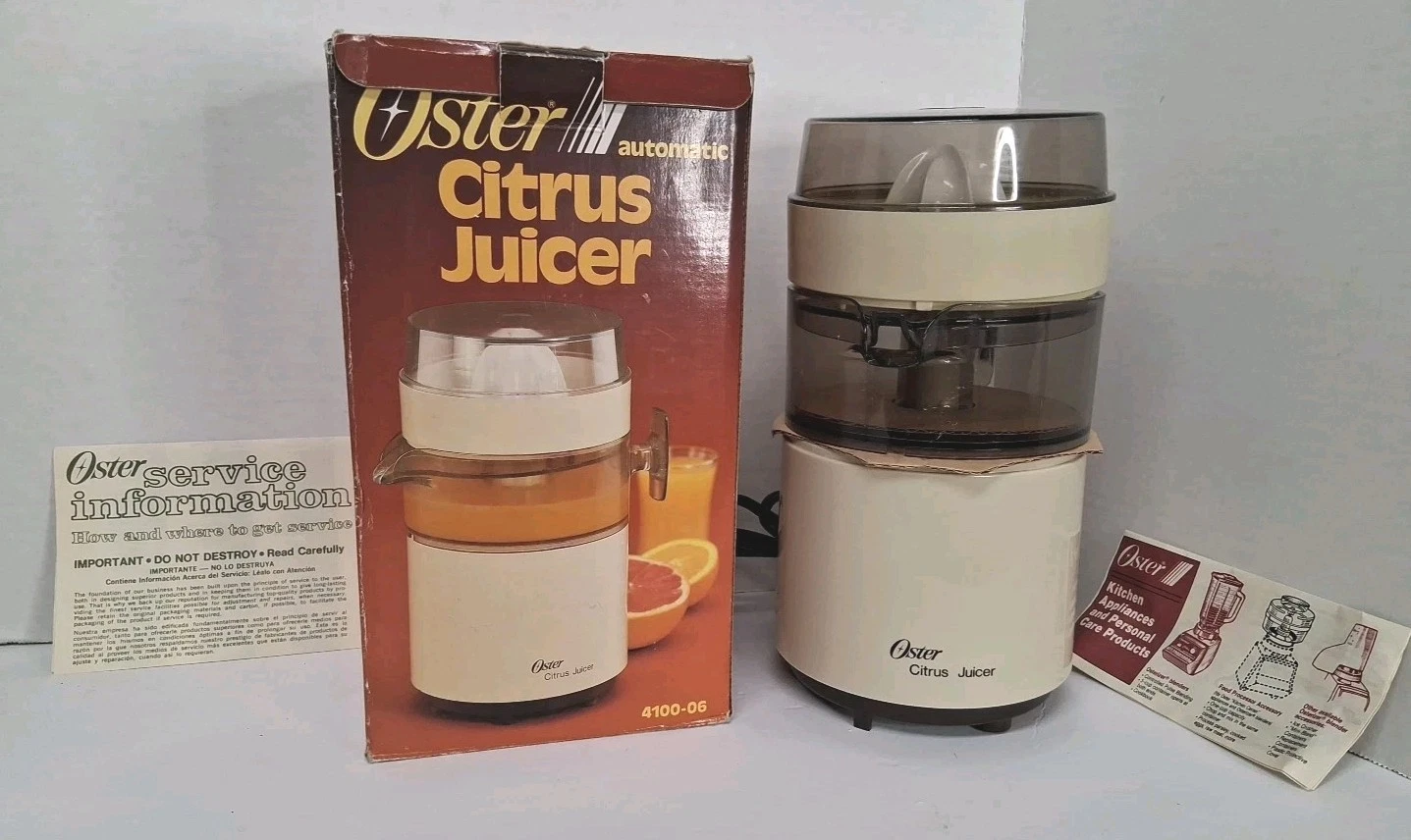 Oster Automatic Electric 14 oz. Citrus Juicer #4100-06 Vintage