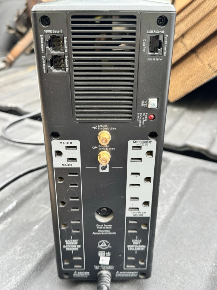 APC Back UPS XS 1500 10 Outlet Uninterruptable Power Supply BX1500G No Battery - Image 4 of 4