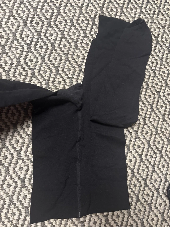 Medias para mujer Falke negras mate puro talla mediana Foto 2 de 4