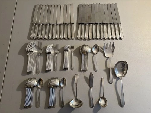 MINUET BY INTERNATIONAL STERLING SILVER 100 PC. FLATWARE SET - MONOGRAMMED