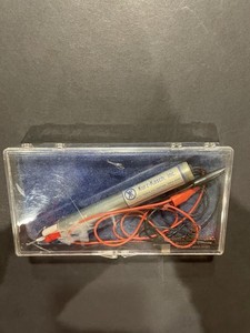 Kurz-Kasch LP-520 Vintage Logic Probe with Case and Manual