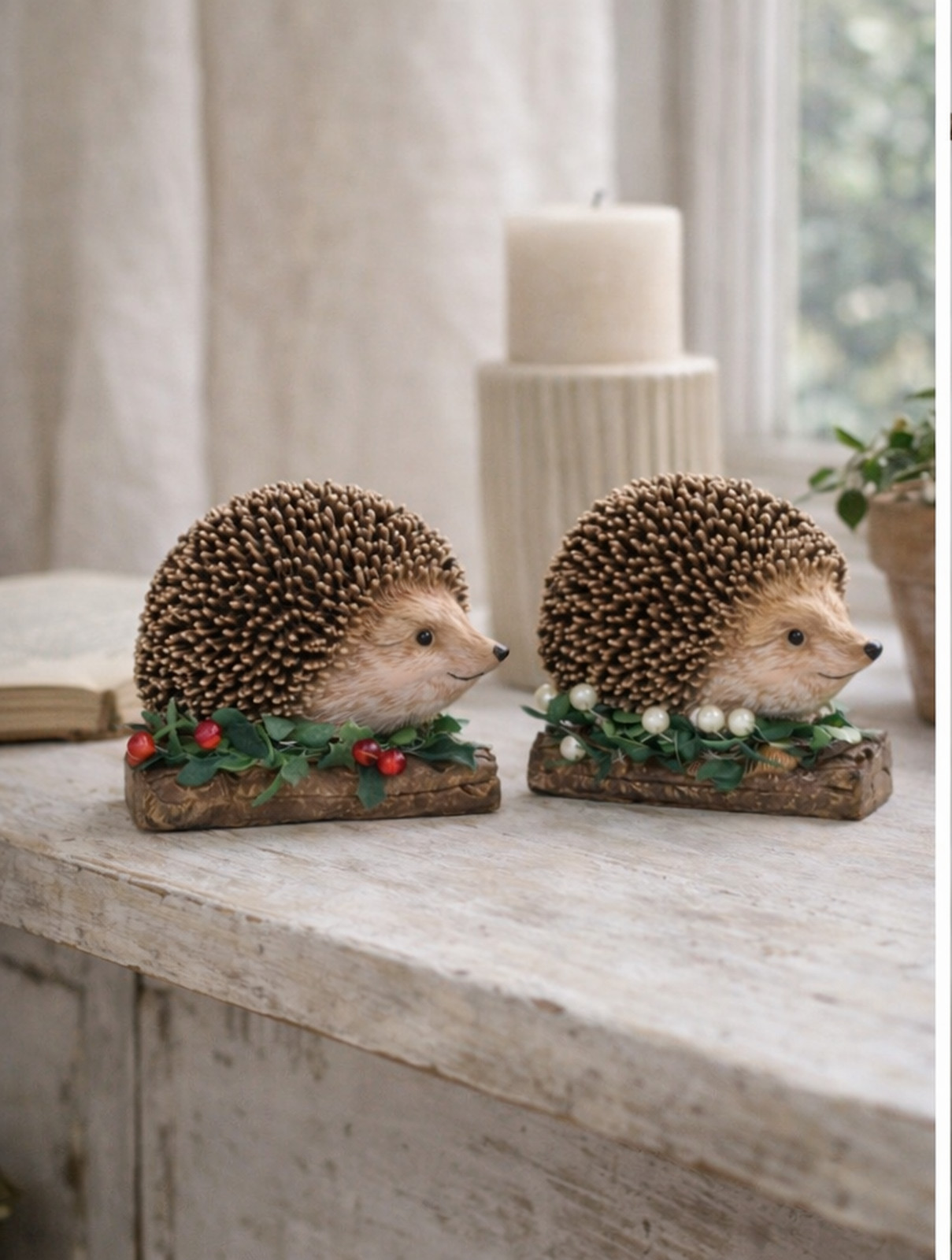 Gisela Graham Hedgehog Ornaments Set of 2 Freestanding / Hanging  Woodland Décor