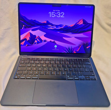 2024 13-inch M3 MacBook Air - 16GB Unified Memory - 512GB SSD - 10-core GPU -Box