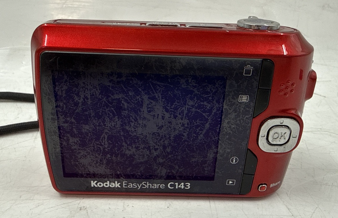 Kodak EasyShare C143 Compact Digital Camera 12 mega pixel w/4GB SD