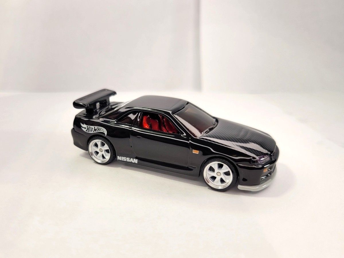 Hot Wheels Nissan SKYLINE GTR R34 CUSTOM SUPER 1:64 JDM BLACK