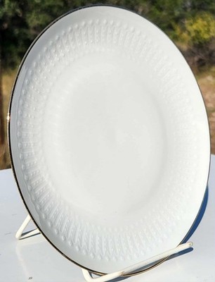 Winterling Kirchenlamitz Bavaria W. Germany Embossed Gold Desert Plate 7.5/8