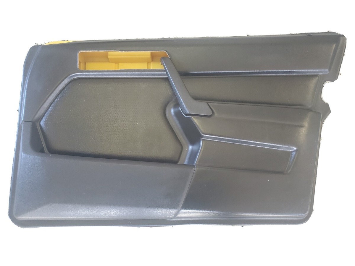 Mercedes 190 2.3 16v Black Door Card 190e 2.3-16 valve Front Right