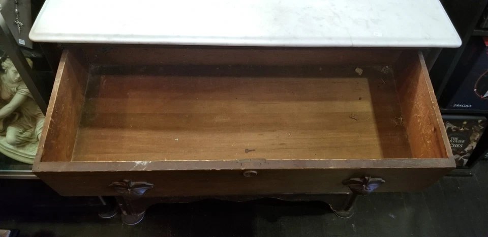 Antique Marble Top 4 Drawer Oak Dresser 38.5"x37"x17.5" Very Good Condition - Image 4 of 4