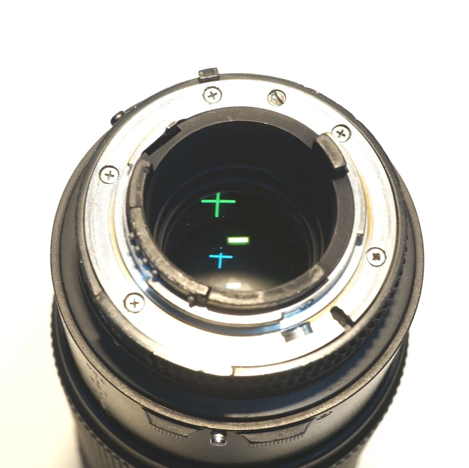 [Bueno!!]Lente Nikon AF Nikkor 80-200 mm F/2,8 D ED con tapa filtro estuche de cuero Foto 2 de 4