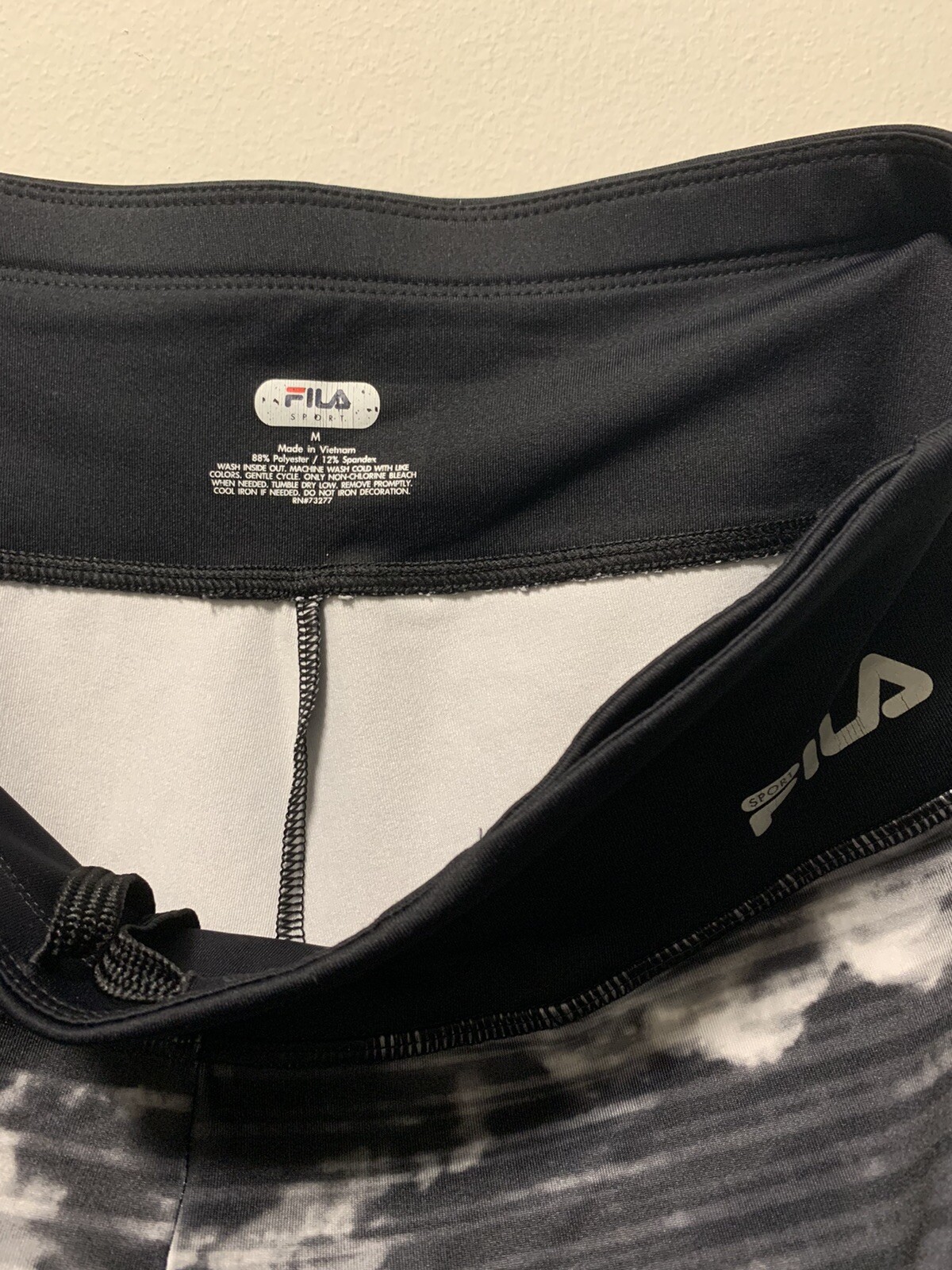 Fila Sport Women’s Bike Yoga Spandex Shorts, Size M image 4