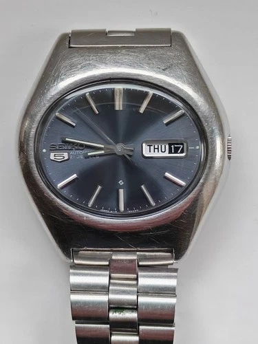 Seiko 5 automatic 21 Jewels 6119-5421 sunburst dial 1972 original Seiko Strap