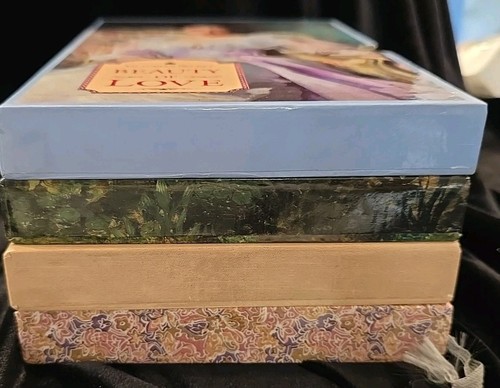 Victoria's Secret Words Images Garden Beauty of Love Books Volumes 1-4 - Imagen 5 de 13