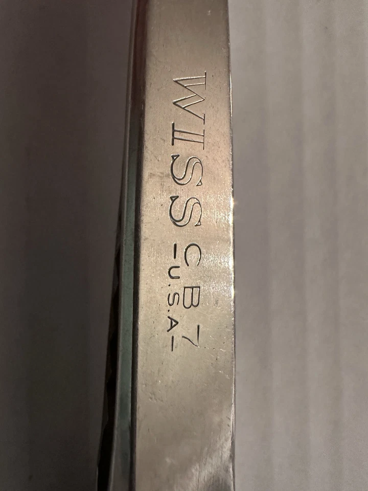 1960's Wiss CB-7 Pinking Shears Chrome Finish w/ Black Handles Vintage - Image 2 of 3