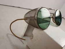 Wilson WH 20 H Green Glass Goggles - Metal Mesh Sidecups 1950s Safety SUNGLASSES