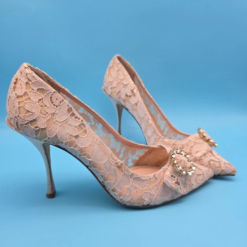 Zapatos de salón Dolce & Gabbana color rosa encaje adornado con cristal punta talla 40/10 Foto 3 de 4