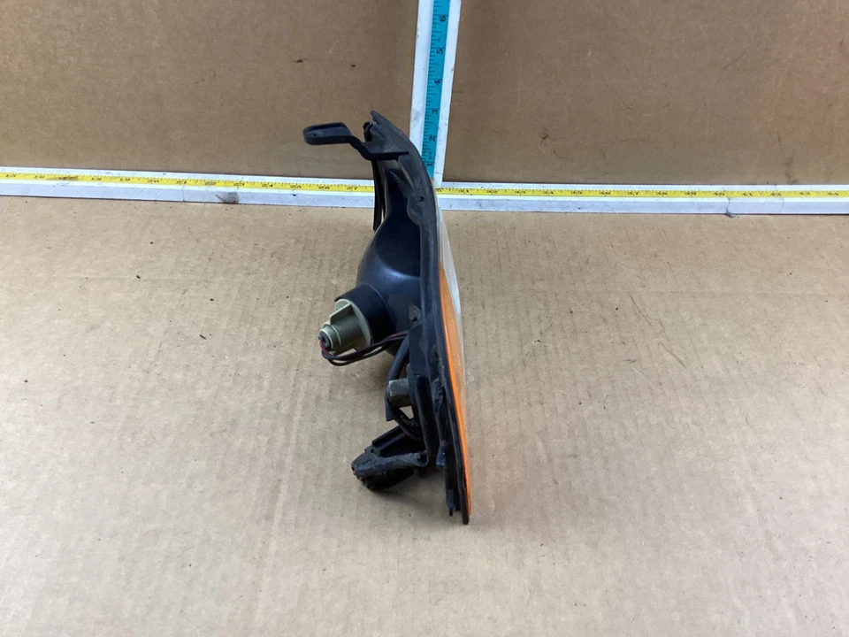 1989-1994 Nissan Maxima Front Right Passenger Corner Turn Signal Light OEM - Image 3 of 4
