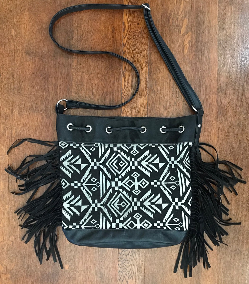 ハンドバッグ COURONNE Unisex Casual Square Fake Leather Big Cross Bag Bla Union Bay Fringe Crossbody Bag Black & White Aztec Boho