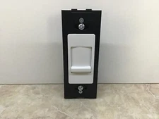 LEGRAND WSCL450TCCCV4 WIDE SLIDE DIMMER with wall plate.