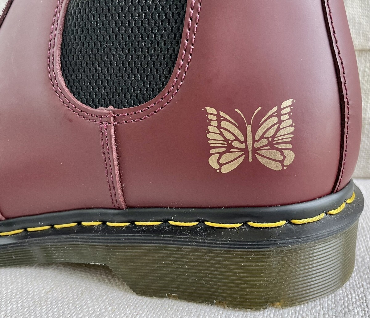 Dr. Martens‎ NWB Size 12US Men\'s Snaffle Needles Burgundy Leather Chelsea Boots 2976 Yellow Stitch Smooth Leather Chelsea Boots in Burgundy  main image 3