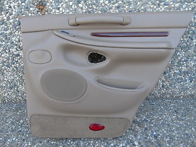 98 99 00 01 02 LINCOLN NAVIGATOR R/R DOOR PANEL TAN CLOTH PWR