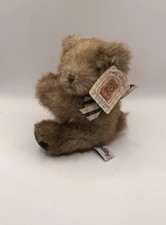 Vintage 1997 Russ Piccadilly Plush Stuffed Animal Bear Card Holder Collectible