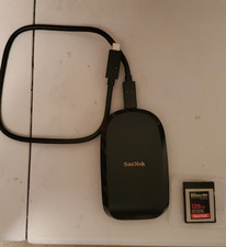 SanDisk 128GB Extreme PRO CFexpress Memory Card  Card Reader Excellent Conditio