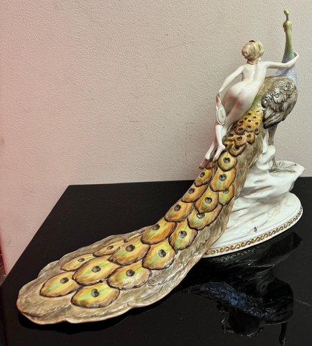 Scheibe-Alsbach Porzellanfigur „Die Eitelkeit“ Frau auf Pfau 47 cm imposant - Bild 15 von 21