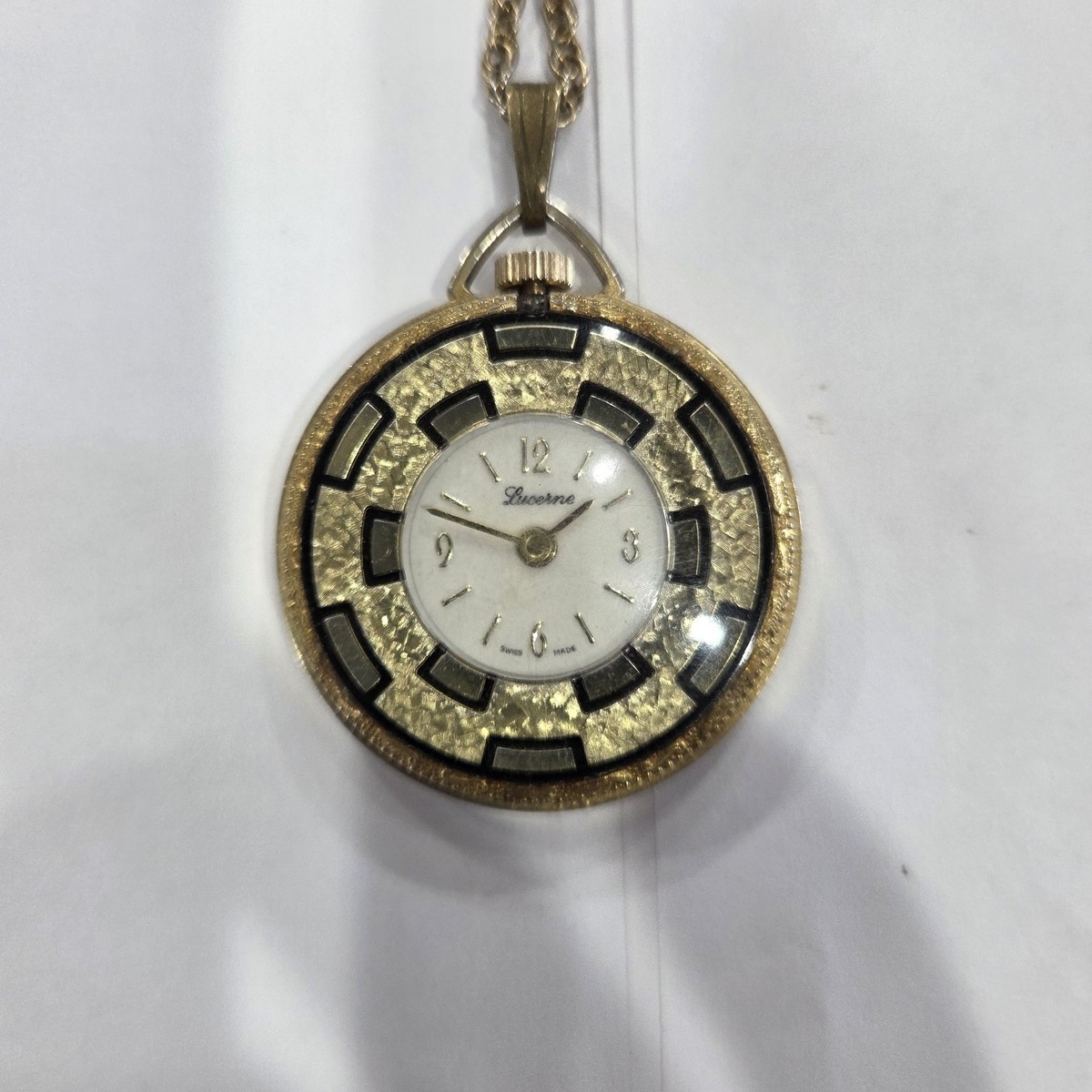 Vintage Lucerne Swiss Pendant Watch Necklace – Gold Tone 24” – Winds Not  Running