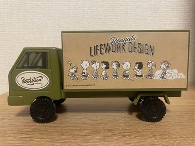 PEANUTS Lifework Design Snoopy Tool Kit Truck Case Screwdriver Set 10 Bits 4 Pr