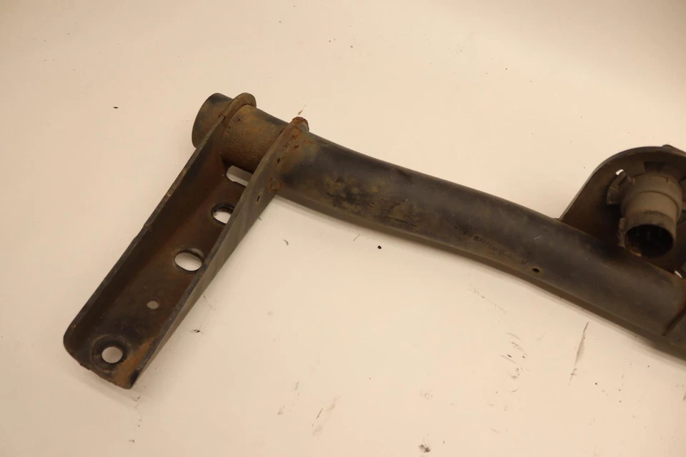 Parachoques trasero Chevy Avalanche 2002-2011 remolque barra de enganche soporte OEM Foto 4 de 4