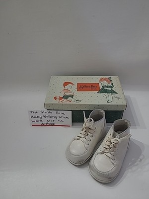 Vintage Stride Rite Baby Walking White Shoes & Box H6 A0870  Size 4C/ 3D Old  