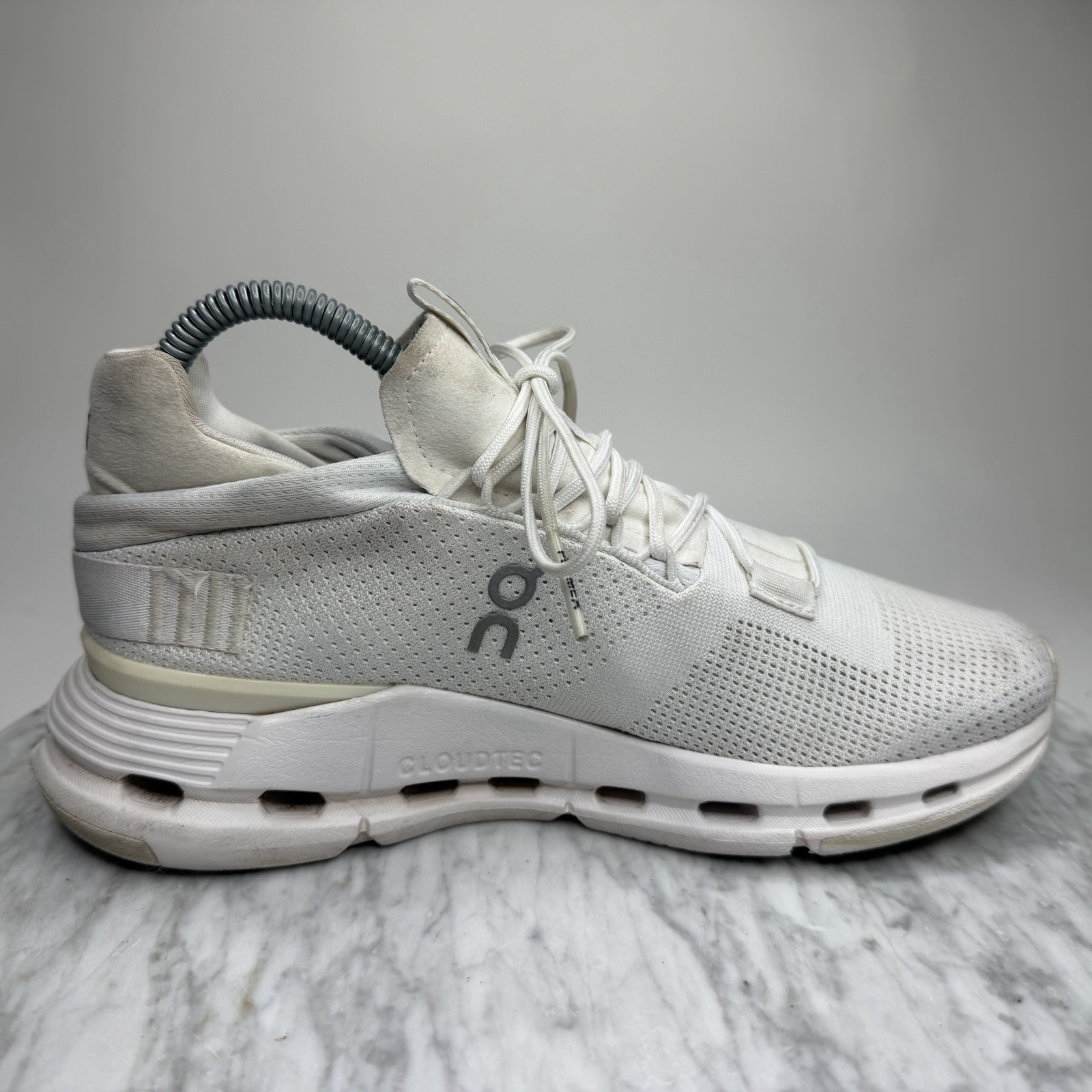 On Cloud Cloudnova Undyed White Running Comfort S… - image 8