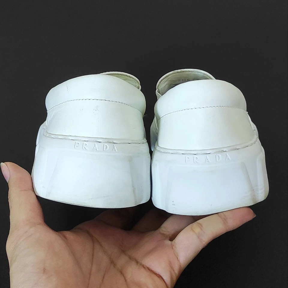 Prada Casual White leather slip-on Men's Shoes Size: EU40 US6 - Image 4 of 4