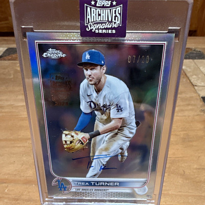 Topps Chrome Trea Turner #190 Los Angeles Dodgers Refractor Auto Serial #07/20