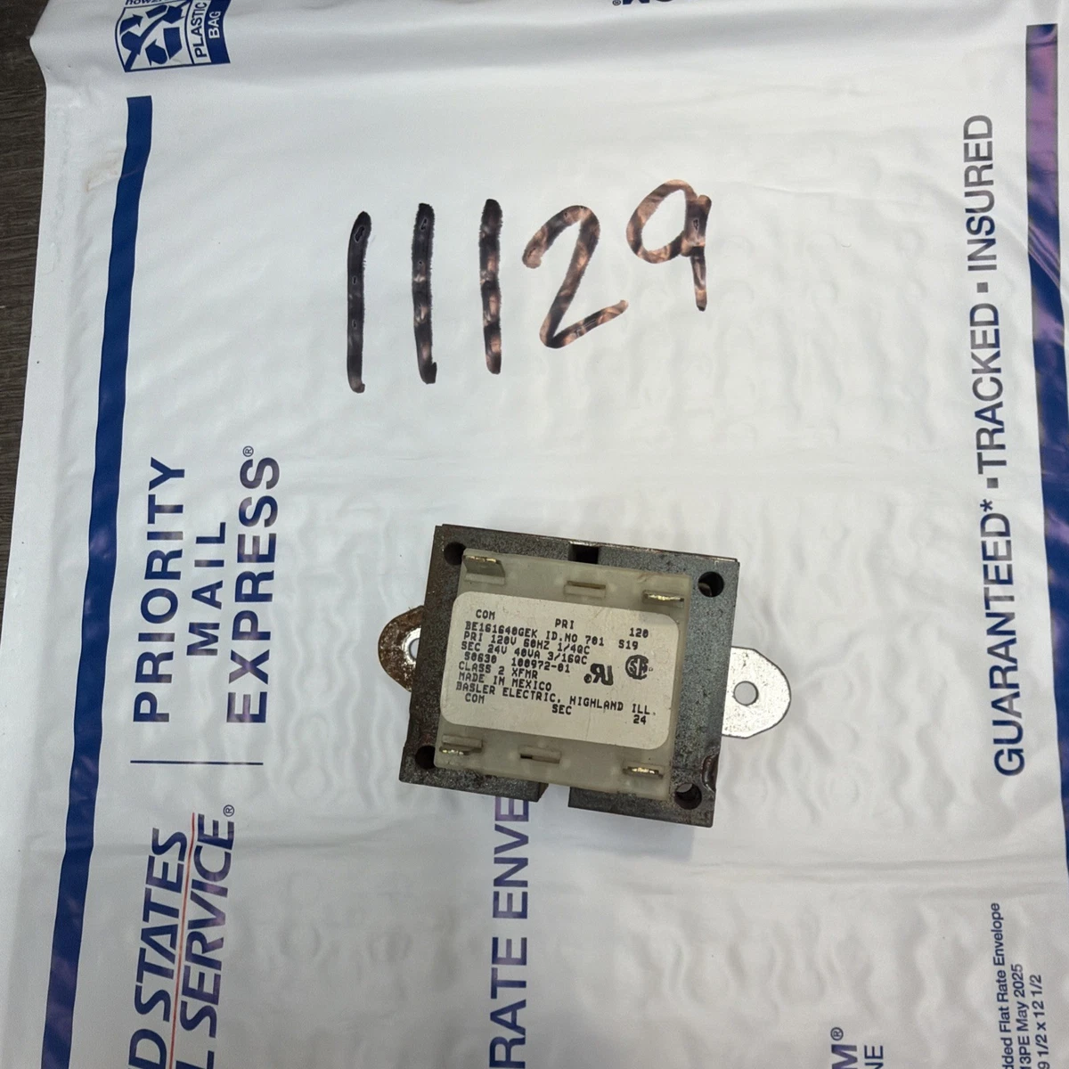 Transformateur de sécurité primaire 230V à 400V et secondaire 24V~ - 40VA