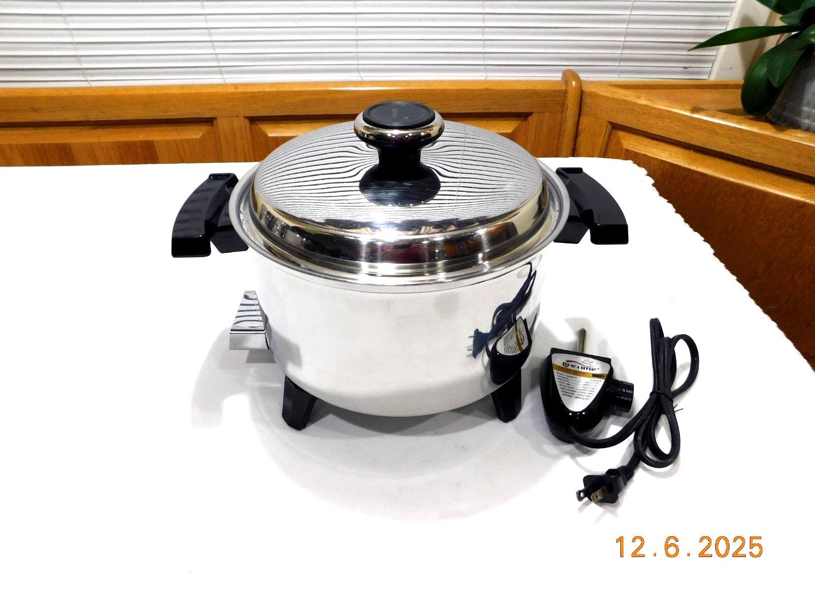 Lifetime 5 Qt Electric Multi-Pot MP5 Slow Cooker Liquid Core Stainless Steel
