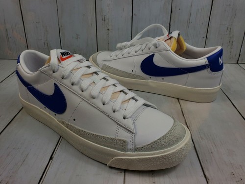 nike blazer low hyper royal