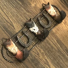 Western Cowboy Boot Hooks Wall Hanging 16.5" W 4.5" H 3" D 3 Boots 2 Horseshoes