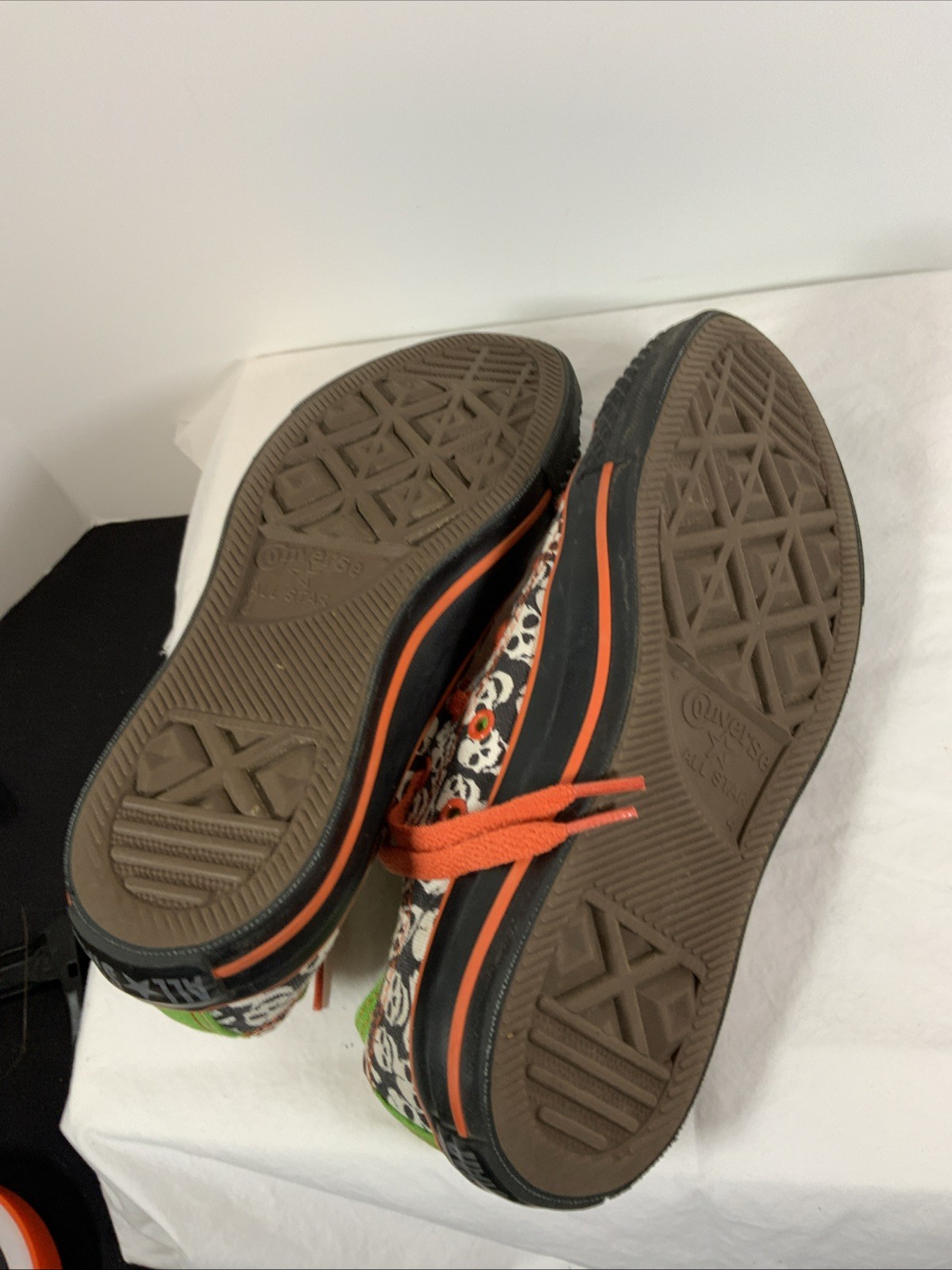 Skull  And Cross Bones Pattern Converse Chuck Tay… - image 8