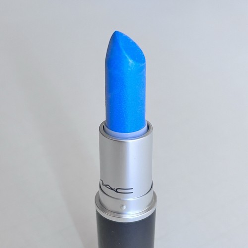 MAC LUSTRE LIPSTICK in BLAST O’ BLUE*** - Picture 15 of 15