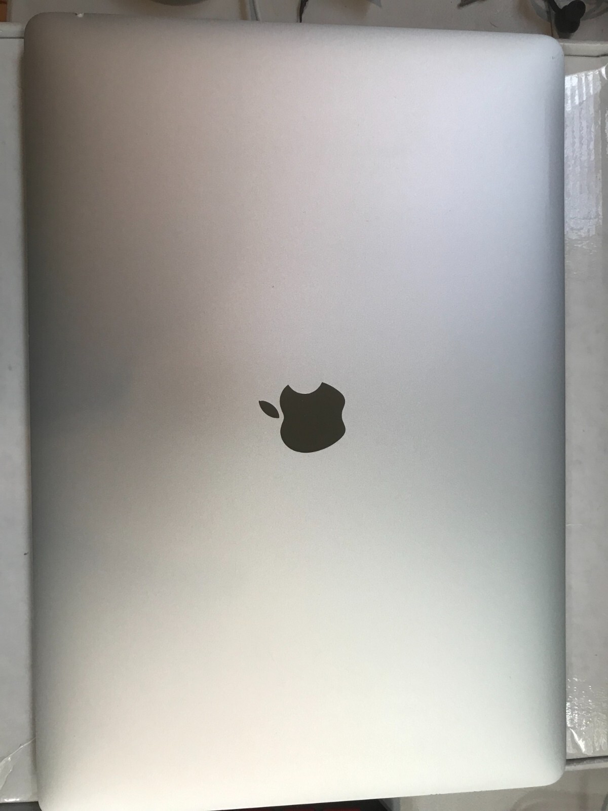 Apple MacBook Pro 15.4