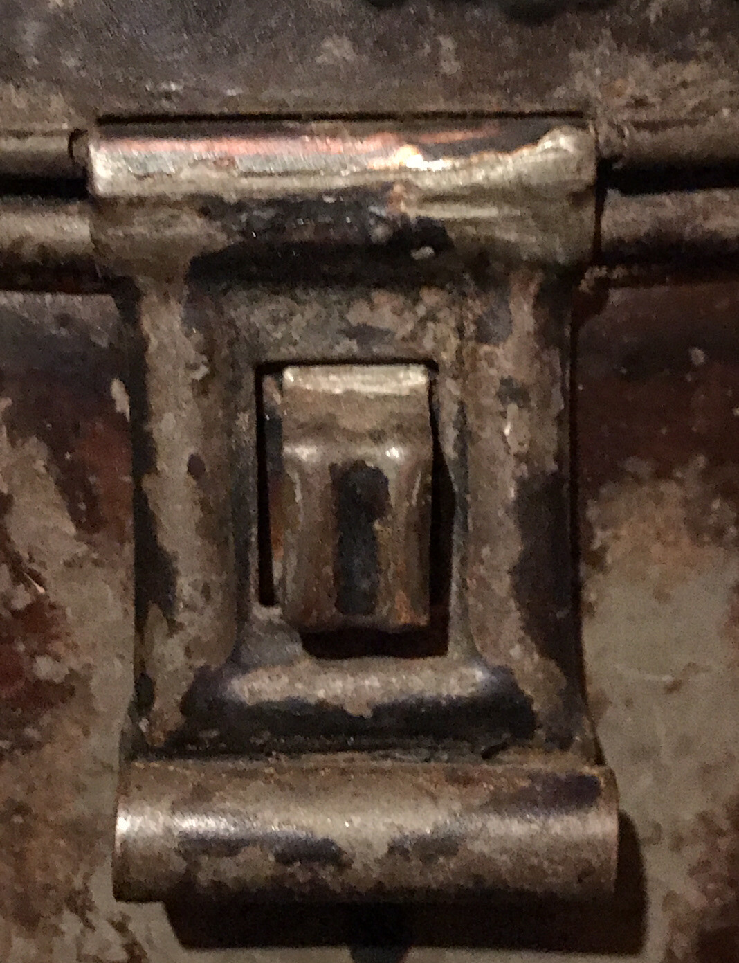 Antique Vintage Primitive Kreamer Hinged Lid Hasp Lock Japanned